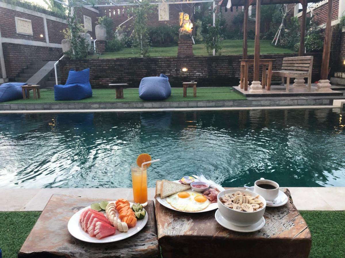 Oka'S Guest House Canggu Exteriör bild